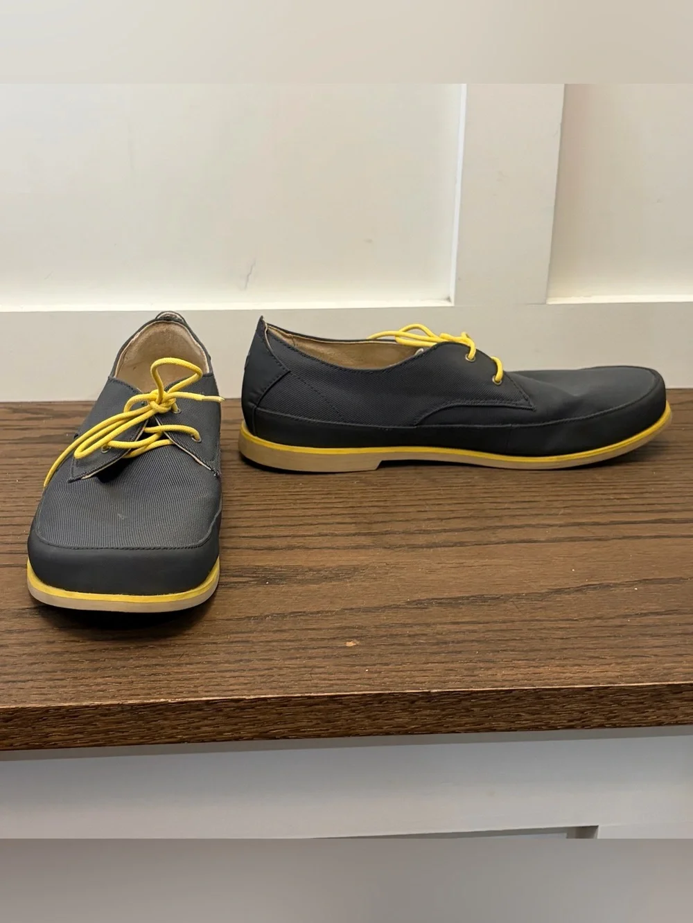 OluKai excellent preloved